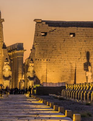 luxor-travel-guide,-information-about-luxor,-egypt